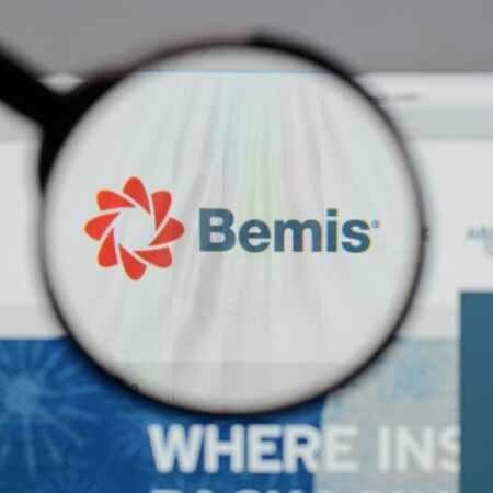 Milan, Italy - August 10, 2017: Bemis
 logo on the website homepage.のeditorial素材