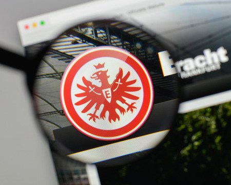 Milan, Italy - August 10, 2017: Eintracht Francoforte logo on the website homepage.のeditorial素材