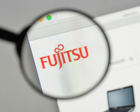 Milan, Italy - August 10, 2017: Fujitsu logo on the website homepage.のeditorial素材