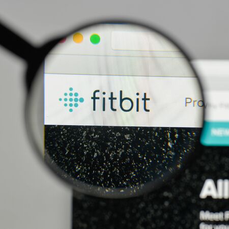 Milan, Italy - August 10, 2017: Fitbit logo on the website homepage.のeditorial素材