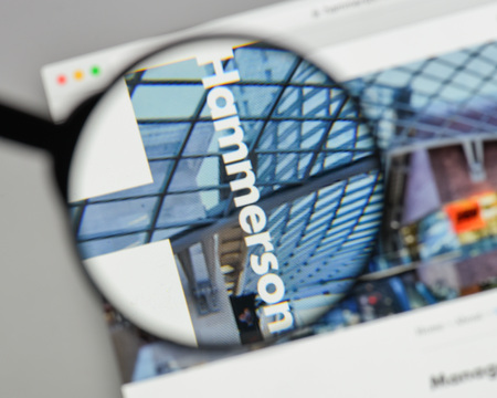 Milan, Italy - August 10, 2017: Hammerson logo on the website homepage.のeditorial素材