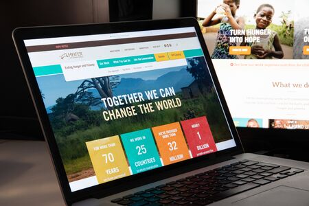 Milan, Italy - August 15, 2018: Heifer International NGO website homepage. Heifer International logo visible.のeditorial素材