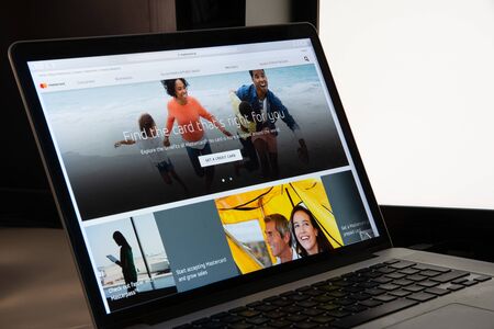 Milan, Italy - August 15, 2018: Mastercard online banking website homepage. Mastercard logo visible.のeditorial素材