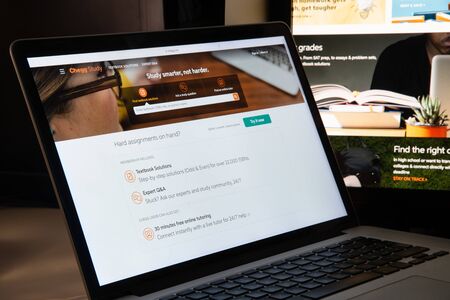 Milan, Italy - August 15, 2018: chegg website homepage. chegg logo visible.のeditorial素材