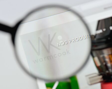 Milan, Italy - August 20, 2018: Warmcook website homepage. Warmcook logo visible.のeditorial素材