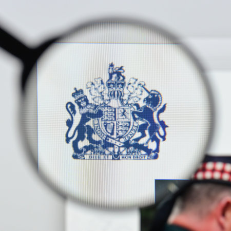 Milan, Italy - August 20, 2018: The Royal Family website homepage. The Royal Family logo visible.のeditorial素材