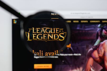 Milan, Italy - August 20, 2018: League Of Legends website homepage. League Of Legends logo visible.のeditorial素材