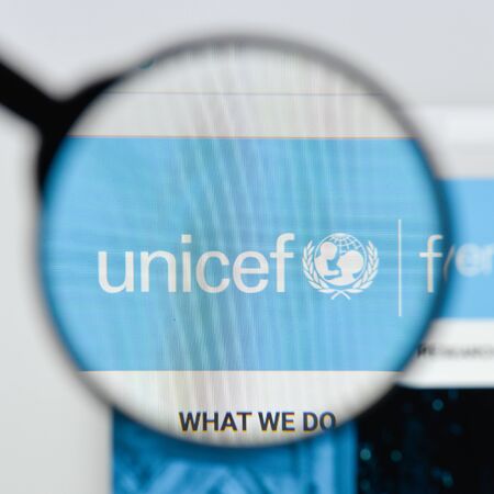 Milan, Italy - August 20, 2018: UNICEF website homepage. UNICEF logo visible.のeditorial素材