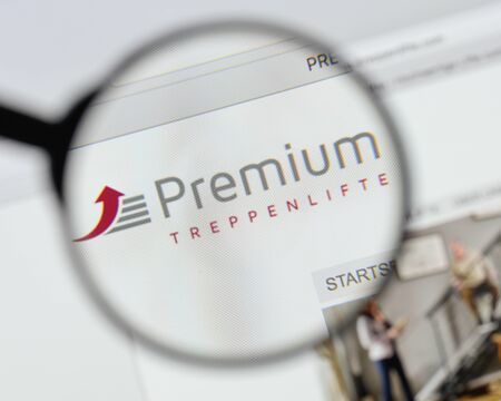 Milan, Italy - August 20, 2018: Premium Treppenlifte website homepage. Premium Treppenlifte logo visible.のeditorial素材