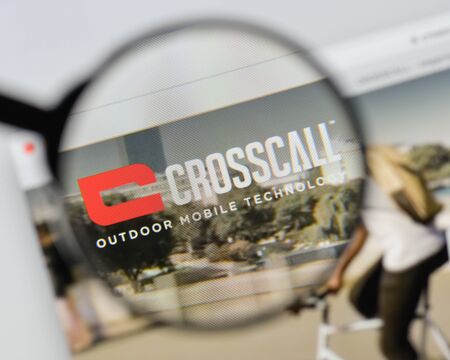 Milan, Italy - August 20, 2018: Crosscall website homepage. Crosscall logo visible.のeditorial素材