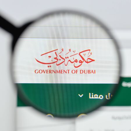 Milan, Italy - August 20, 2018: dubai goverment website homepage. dubai goverment logo visible.のeditorial素材