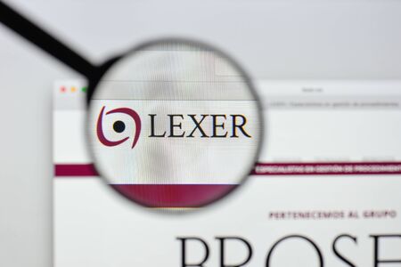 Milan, Italy - August 20, 2018: Lexer Abogados website homepage. Lexer Abogados logo visible.のeditorial素材