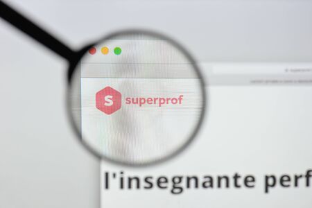 Milan, Italy - August 20, 2018: Superprof website homepage. Superprof logo visible.のeditorial素材