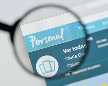 Milan, Italy - August 20, 2018: Personal Argentina website homepage. Personal Argentina logo visible.のeditorial素材