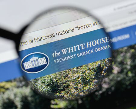 Milan, Italy - August 20, 2018: White House Archived website homepage. White House Archived logo visible.のeditorial素材
