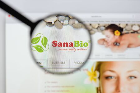 Milan, Italy - August 20, 2018: SanaBio website homepage. SanaBio logo visible.のeditorial素材