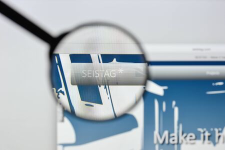 Milan, Italy - August 20, 2018: Seistag InnovacioÌn website homepage. Seistag InnovacioÌn logo visible.のeditorial素材