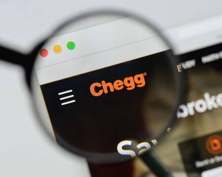 Milan, Italy - August 20, 2018: chegg website homepage. chegg logo visible.のeditorial素材