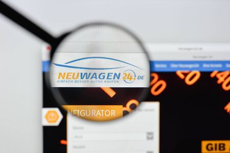 Milan, Italy - August 20, 2018: Neuwagen24 website homepage. Neuwagen24 logo visible.のeditorial素材