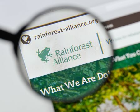 Milan, Italy - August 20, 2018: Rainforest Alliance website homepage. Rainforest Alliance logo visible.のeditorial素材
