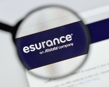 Milan, Italy - August 20, 2018: Esurance website homepage. Esurance logo visible.のeditorial素材