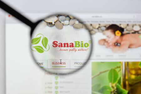 Milan, Italy - August 20, 2018: SanaBio website homepage. SanaBio logo visible.のeditorial素材