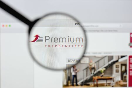 Milan, Italy - August 20, 2018: Premium Treppenlifte website homepage. Premium Treppenlifte logo visible.のeditorial素材