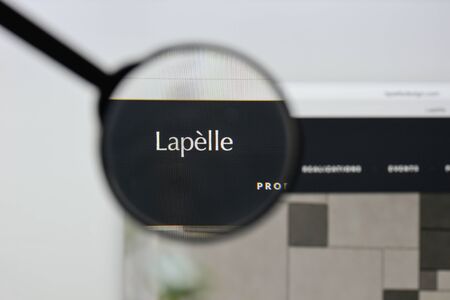 Milan, Italy - August 20, 2018: Lapelle website homepage. Lapelle logo visible.のeditorial素材