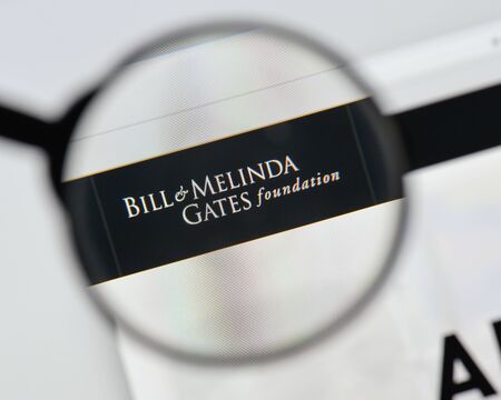 Milan, Italy - August 20, 2018: gates foundation website homepage. gates foundation logo visible.のeditorial素材