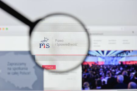 Milan, Italy - August 20, 2018: prawo i sprawiedliwosc website homepage. prawo i sprawiedliwosc logo visible.のeditorial素材