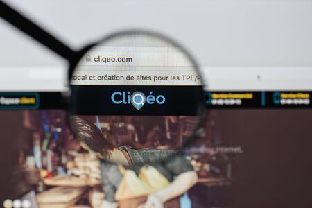 Milan, Italy - August 20, 2018: CliQeo website homepage. CliQeo logo visible.のeditorial素材