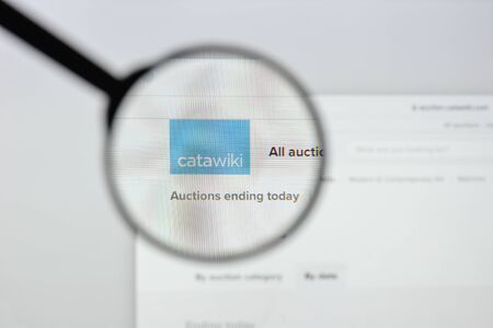 Milan, Italy - August 20, 2018: Catawiki website homepage. Catawiki logo visible.のeditorial素材