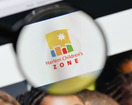Milan, Italy - August 20, 2018: Harlem Childrenâs Zone website homepage. Harlem Childrenâs Zone logo visible.のeditorial素材