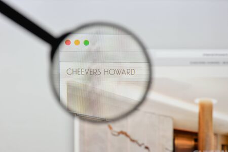 Milan, Italy - August 20, 2018: Cheevers Howard website homepage. Cheevers Howard logo visible.のeditorial素材