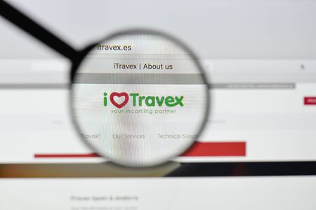 Milan, Italy - August 20, 2018: iTravex website homepage. iTravex logo visible.のeditorial素材