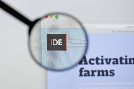 Milan, Italy - August 20, 2018: iDE website homepage. iDE logo visible.のeditorial素材