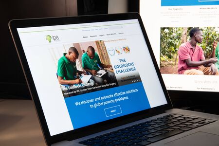 Milan, Italy - August 15, 2018: Innovations For Poverty Action NGO website homepage. Innovations For Poverty Action logo visible.のeditorial素材