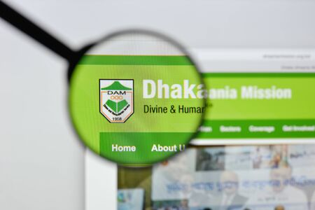 Milan, Italy - August 20, 2018: Dhaka Ahsania Mission website homepage. Dhaka Ahsania Mission logo visible.のeditorial素材