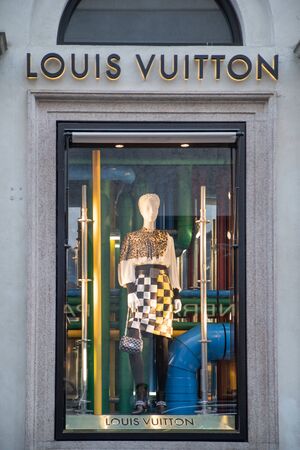 Milan, Italy â September 21, 2019: Louis Vuitton store in Milan. Montenapoleone area. Fashion week shoppingのeditorial素材