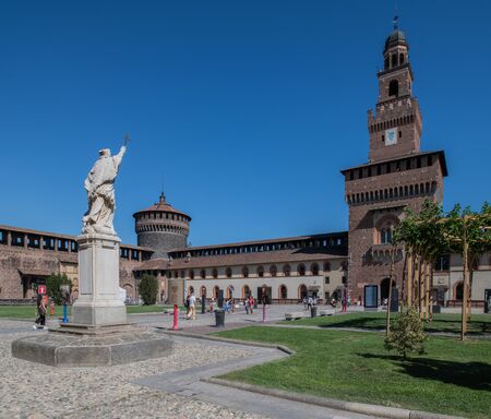Milan, Italy - 30 June 2019: View of Castle of Sforza -  Castello Sforzescoのeditorial素材