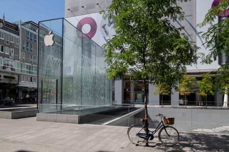 Milan, Italy - 30 June 2019: View of Apple store, Piazza Libertyのeditorial素材