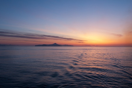 Early morning light on the oceanの写真素材