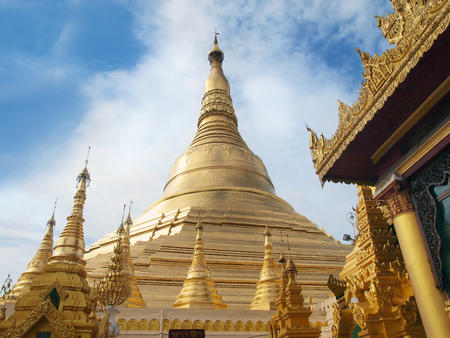 Shwedagon Pagoda in Yangon, Landmark and No  1 tourist attractions in Myanmar  Burma   -The Shwedagon is The Most Important pagoda and stupa in Yangon  Rangoon , Myanmar  Burma  の写真素材