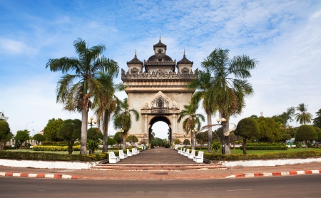 Patuxai or Victory Gate or Gate of Triumph, No 1 attraction in Vientiane, Laos  Patuxai  formerly the Anousavary or Anosavari Monument  is a war monument in the centre of Vientiane, Laos, which was built between 1957 and 1968 のeditorial素材