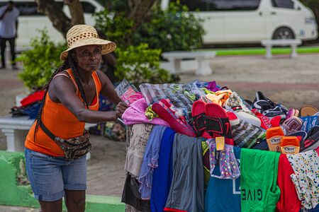 BAYAHIBE, DOMINICAN REPUBLIC 26 JANUARY 2020: Dominican hawker in Bayahibeのeditorial素材