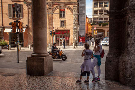 BOLOGNA, ITALY 17 JUNE 2020: People walking in Bologna, Italyのeditorial素材