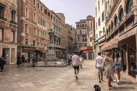 VENICE, ITALY 2 JULY 2020: Tourists walk in Venice streetのeditorial素材