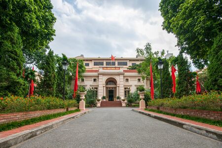 Hanoi, Vietnam - 21st October 2019: Thefront of the central building of the National Library of Vietnam. Shot in a wide angleのeditorial素材