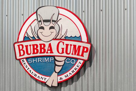 LA, USA - 30th October 2018: The Bubba Gump Shrimp Co sign on Santa Monica Pier, LAのeditorial素材