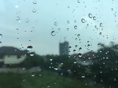 Water drop on glassの素材